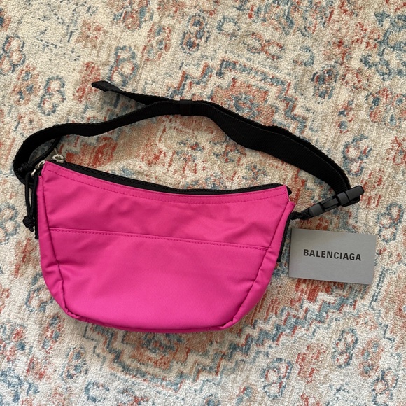 Balenciaga Recycled Sport Nylon Logo Embroidered Wheel Sling Bag - Picture 6 of 10